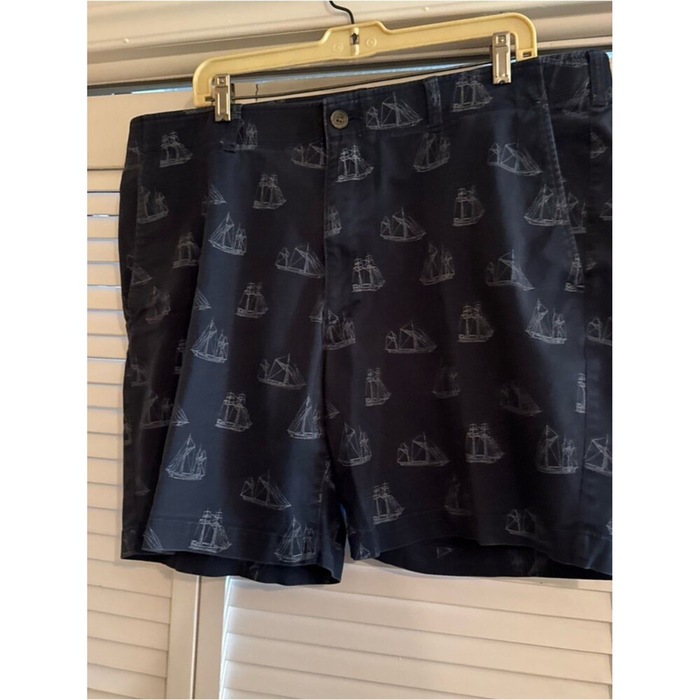 Haggar Navy Shorts with Light Ship Print